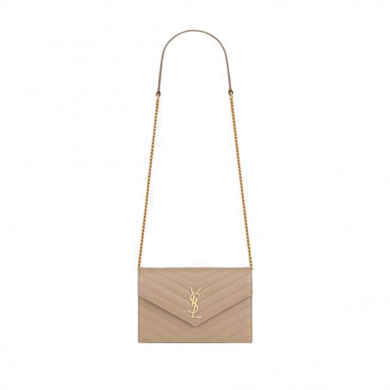 YSL CASSANDRE MATELASSÉ ENVELOPE CHAIN WALLET IN GRAIN DE POUDRE EMBOSSED LEATHER 695108BOW012721 (19*12.5*3.5cm)