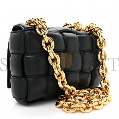 BOTTEGA VENETA LAMBSKIN MAXI INTRECCIATO PADDED CHAIN CASSETTE CROSSBODY BAG BLACK (25*15*8cm) BOTTEGA VENETA LAMBSKIN MAXI INTRECCIATO PADDED CHAIN CASSETTE CROSSBODY BAG BLACK (25*15*8cm)