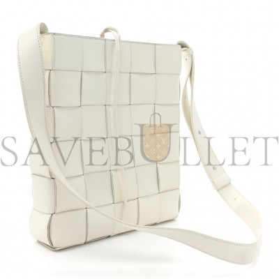 BOTTEGA VENETA LAMBSKIN MAXI INTRECCIATO CASSETTE MESSENGER CHALK (26*23*5cm) BOTTEGA VENETA LAMBSKIN MAXI INTRECCIATO CASSETTE MESSENGER CHALK (26*23*5cm)