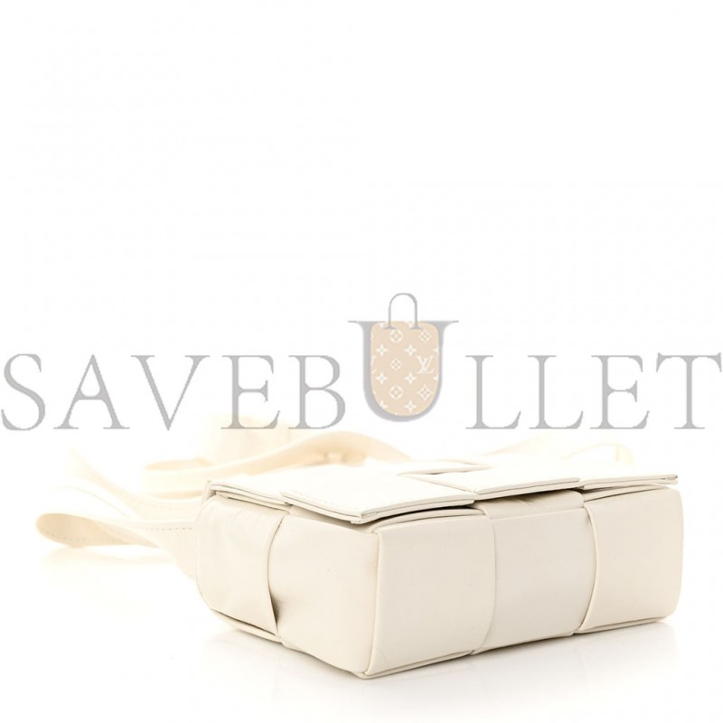 BOTTEGA VENETA LAMBSKIN MAXI INTRECCIATO EXTRA MINI CASSETTE CROSSBODY BAG WHITE  (13*9*4cm)