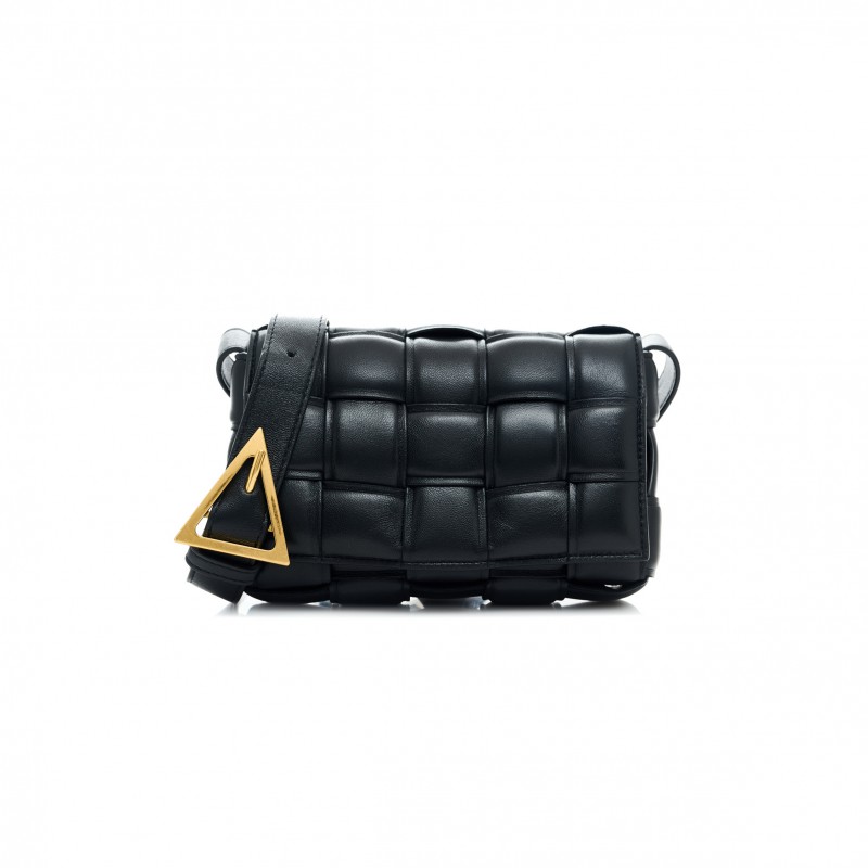 BOTTEGA VENETA NAPPA MAXI INTRECCIATO SMALL PADDED CASSETTE CROSSBODY BAG BLACK  (18*12*4cm)