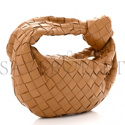 BOTTEGA VENETA NAPPA INTRECCIATO MINI JODIE CARAMEL (23*13*5cm) BOTTEGA VENETA NAPPA INTRECCIATO MINI JODIE CARAMEL (23*13*5cm)