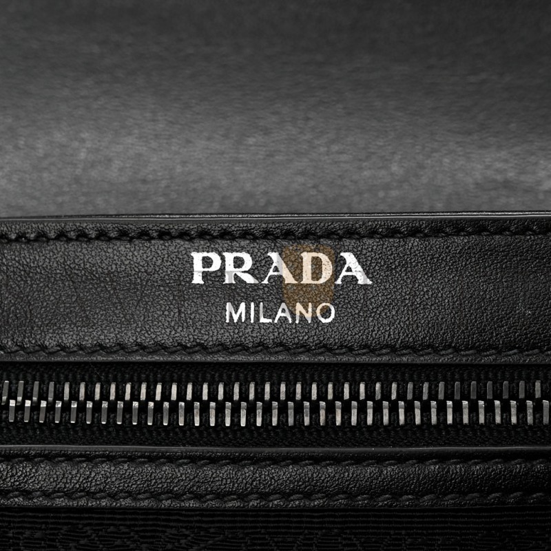 PRADA GLACE CALFSKIN STUDDED CROSSBODY BLACK (22*15*6cm)