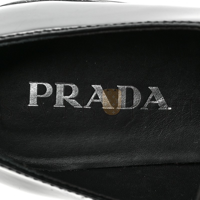 PRADA SPAZZOLATO METAL TRIANGLE LOGO 50MM LUG SOLE LOAFERS 39 BLACK