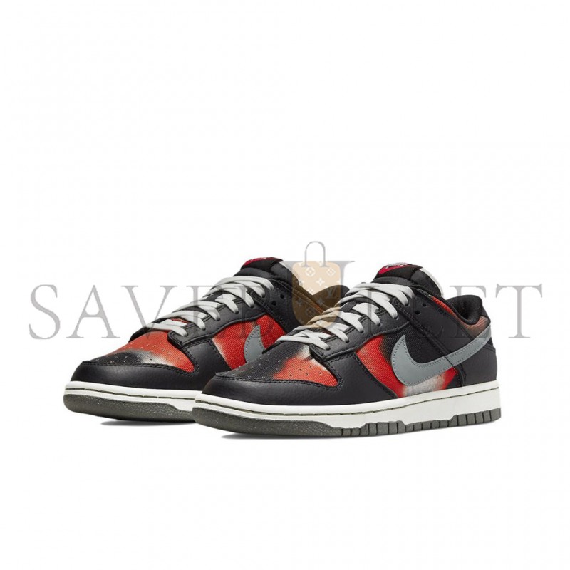 NIKE SB ZOOM DUNK LOW DM0108-001