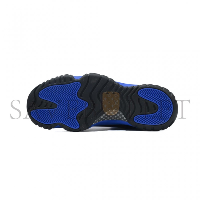 NIKE AIR JORDAN 11 CT8012-400