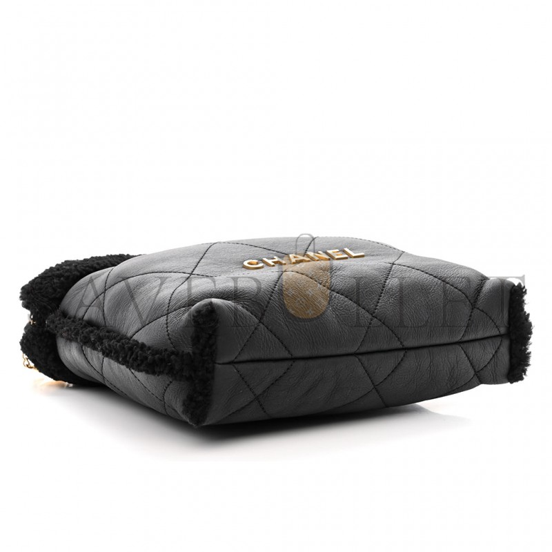 CHANEL MASTER AGED LAMBSKIN SHEARLING QUILTED SMALL CHANEL 22 BLACK AS3260 (30*30*8cm)