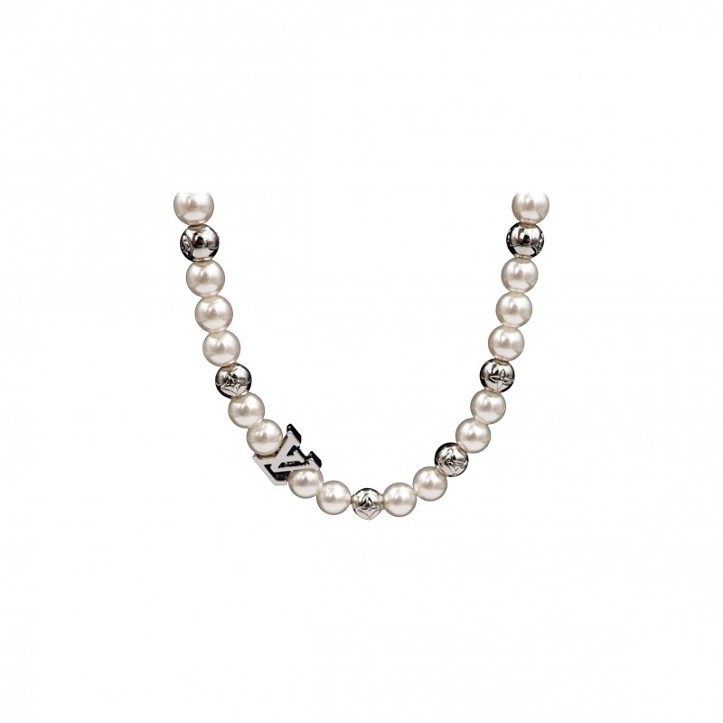 LOUIS VUITTON LV MONOGRAM PEARLS NECKLACE M01783