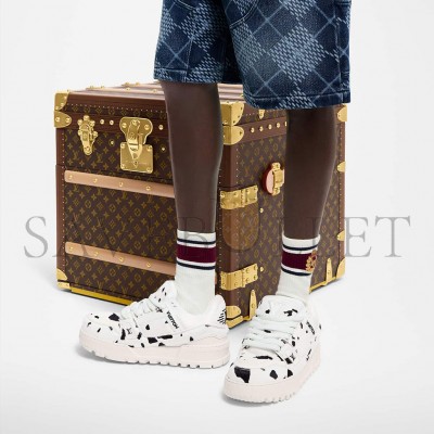 LOUIS VUITTON LV TRAINER MAXI SNEAKER 1ADEJ9 LOUIS VUITTON LV TRAINER MAXI SNEAKER 1ADEJ9