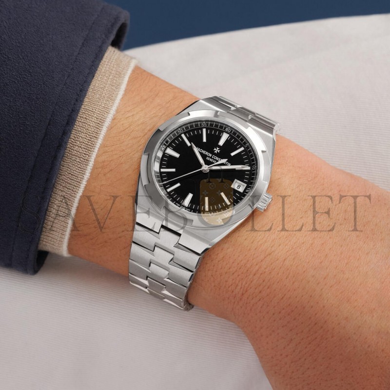 VACHERON CONSTANTIN OVERSEAS SELF-WINDING 41 MM WATCH 4520V/210A-B483 VACHERON CONSTANTIN OVERSEAS SELF-WINDING 41 MM WATCH 4520V/210A-B483