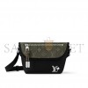 LOUIS VUITTON PULSE WEARABLE WALLET M12618 (23*16*5cm) LOUIS VUITTON PULSE WEARABLE WALLET M12618 (23*16*5cm)