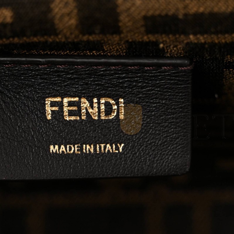 FENDI SHINY NAPPA SNAKESKIN SMALL FENDI FIRST WHITE ROCCIA (24*19*9cm)