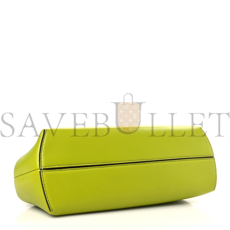 FENDI SHINY NAPPA SMALL FENDI FIRST WASABI (26*18*9.5cm)