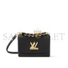 LOUIS VUITTON MASTER TWIST MM M21772 (23*17*9.5cm)
