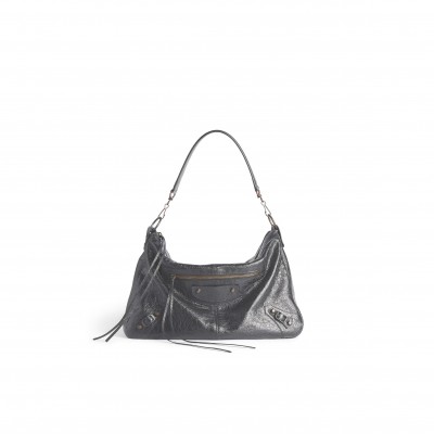 BALENCIAGA MEN'S LE CITY MOTO MEDIUM IN VOLCANIC ROCK 8461862AVEK1000 (39*26*16cm) BALENCIAGA MEN'S LE CITY MOTO MEDIUM IN VOLCANIC ROCK 8461862AVEK1000 (39*26*16cm)