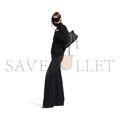 BALENCIAGA WOMEN'S LE CITY BAG EAST-WEST IN BLACK 8457042ABEK1000 (39.8*17.7*14.9cm) BALENCIAGA WOMEN'S LE CITY BAG EAST-WEST IN BLACK 8457042ABEK1000 (39.8*17.7*14.9cm)