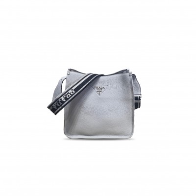 PRADA LOGO PEBBLED LEATHER HOBO BAG IN F0002 NERO 1BC073 (30*28*12cm) 