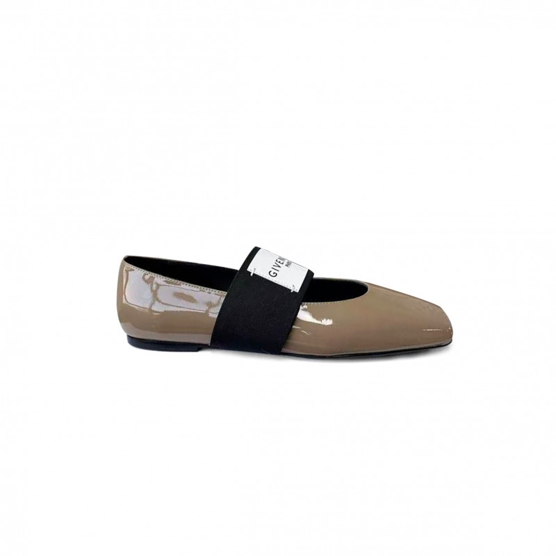GIVENCHY SLICED SQUARE BALLERINAS IN PATENT LEATHER BE5010E2FF-610