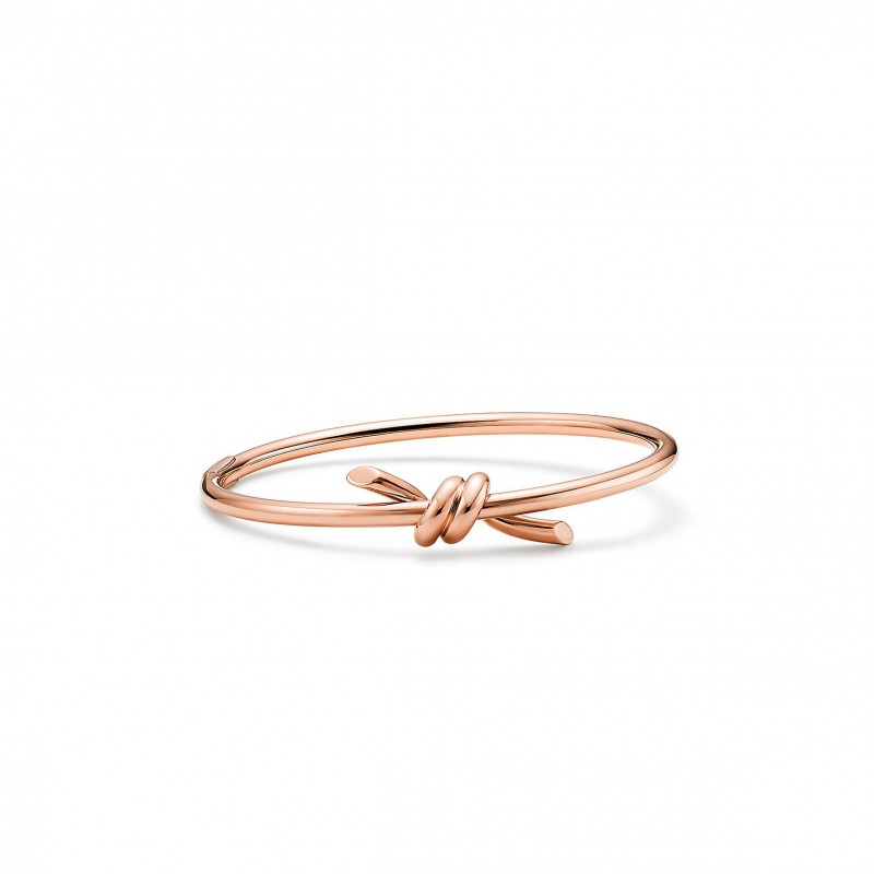 TIFFANY WIRE BANGLE IN ROSE GOLD 70415089
