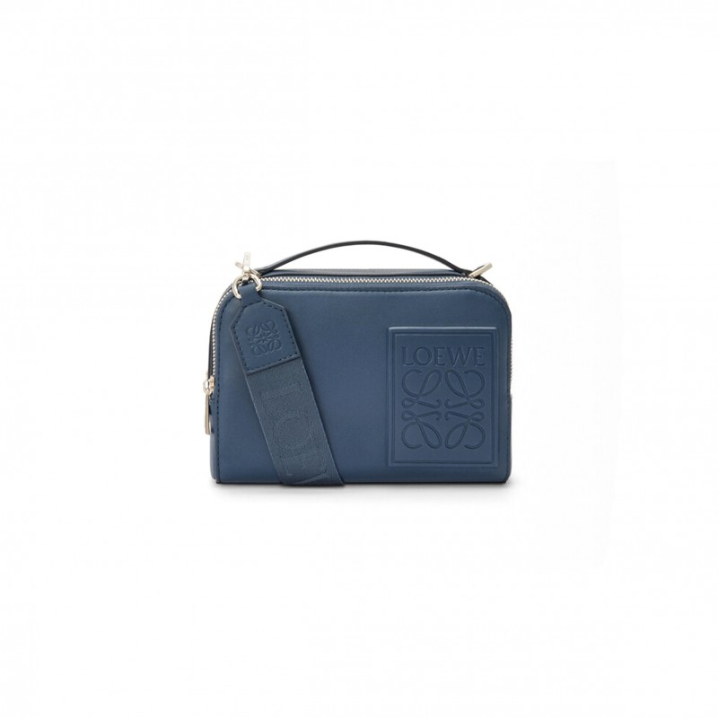 LOEWE MINI CROSSBODY CAMERA BAG IN SATIN CALFSKIN C565R41X05 (18*13*8.5cm) LOEWE MINI CROSSBODY CAMERA BAG IN SATIN CALFSKIN C565R41X05 (18*13*8.5cm)