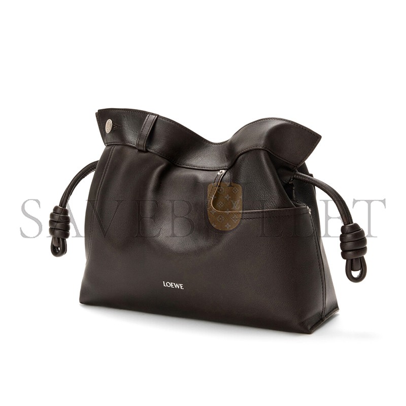 LOEWE PANTA MEDIUM FLAMENCO CLUTCH IN SHINY CALFSKIN A411FC1XBV (30*24.5*10.5cm) LOEWE PANTA MEDIUM FLAMENCO CLUTCH IN SHINY CALFSKIN A411FC1XBV (30*24.5*10.5cm)