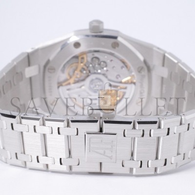 AUDEMARS PIGUET ROYAL OAK 'JUMBO' EXTRA-THIN 39MM WATCH 15202PT.OO.1240PT.01