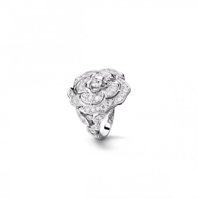 CHANEL BOUTON DE CAMÉLIA RING  J11182