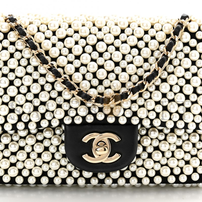 CHANEL LAMBSKIN PEARL ON FLAP BLACK (18*13*5cm)