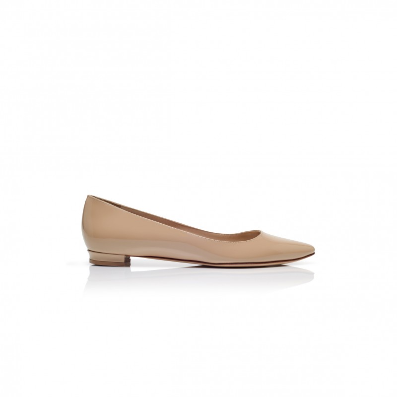 MANOLO BLAHNIK BBFLAT LIGHT BEIGE PATENT LEATHER POINTED TOE FLAT PUMPS 9XX-0545-0010 MANOLO BLAHNIK BBFLAT LIGHT BEIGE PATENT LEATHER POINTED TOE FLAT PUMPS 9XX-0545-0010