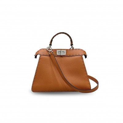 FENDI PEEKABOO ISEEU SMALL (27*20*11cm) FENDI PEEKABOO ISEEU SMALL (27*20*11cm)