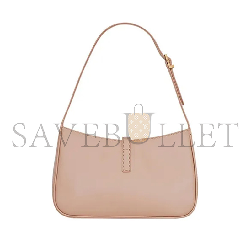YSL LE 5 À 7 IN SMOOTH LEATHER 6572282R20W2738 (23*16*6.5cm)