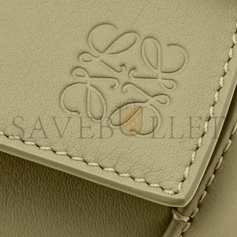 LOEWE SMALL PUZZLE EDGE BAG IN CLASSIC CALFSKIN A510P60X41-4787 (24*16.5*10.5cm) LOEWE SMALL PUZZLE EDGE BAG IN CLASSIC CALFSKIN A510P60X41-4787 (24*16.5*10.5cm)