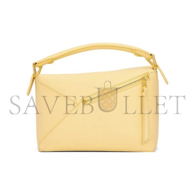 LOEWE SMALL PUZZLE EDGE BAG IN CLASSIC CALFSKIN A510P60X41-8000 (24*16.5*10.5cm) LOEWE SMALL PUZZLE EDGE BAG IN CLASSIC CALFSKIN A510P60X41-8000 (24*16.5*10.5cm)