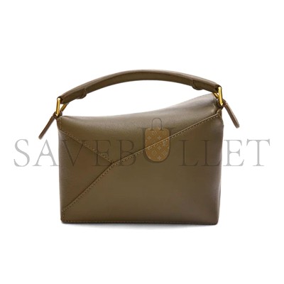 LOEWE MINI PUZZLE BAG IN CLASSIC CALFSKIN A510P88X26-3969 (18*12.5*8cm) LOEWE MINI PUZZLE BAG IN CLASSIC CALFSKIN A510P88X26-3969 (18*12.5*8cm)