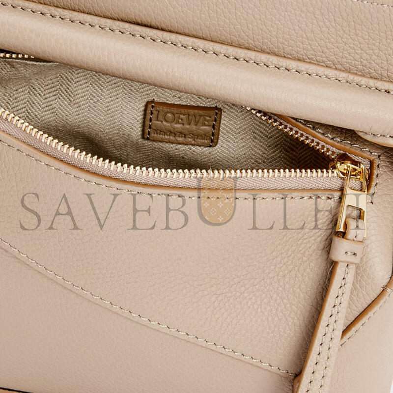 LOEWE MINI PUZZLE EDGE BAG IN SOFT GRAINED CALFSKIN A510P60X30-2150 (18*12.5*8cm)