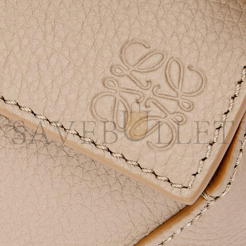 LOEWE MINI PUZZLE EDGE BAG IN SOFT GRAINED CALFSKIN A510P60X30-2150 (18*12.5*8cm)