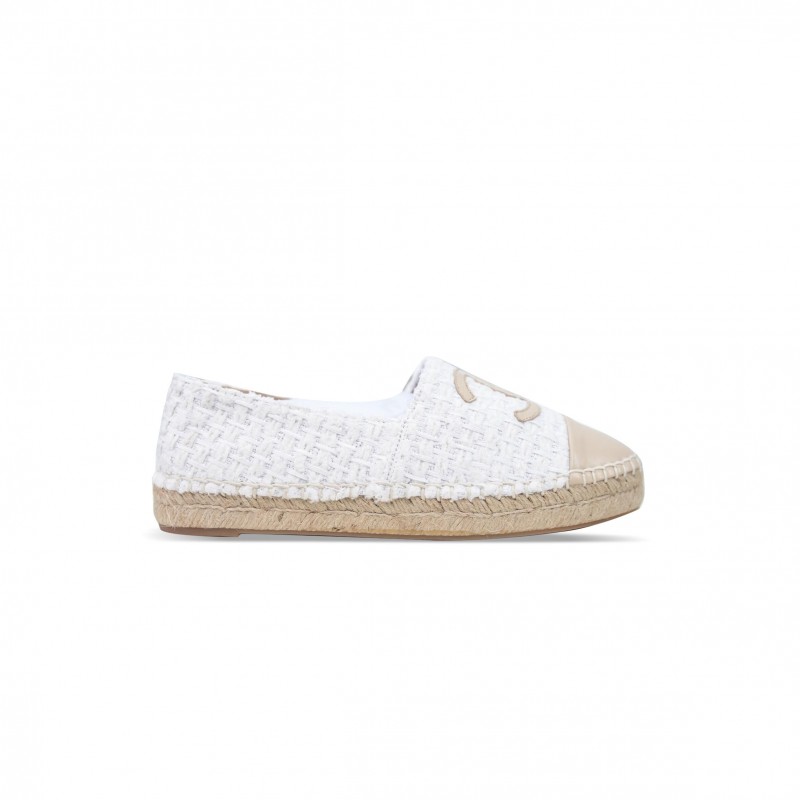 CHANEL ESPADRILLE TWEED PATENT LEATHER CAP TOE FLATS G29762