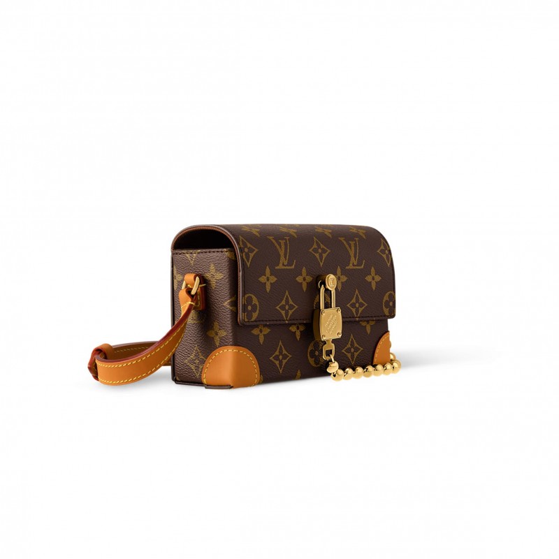 LOUIS VUITTON STEAMER WEARABLE WALLET M14738 (18*11*7cm) LOUIS VUITTON STEAMER WEARABLE WALLET M14738 (18*11*7cm)