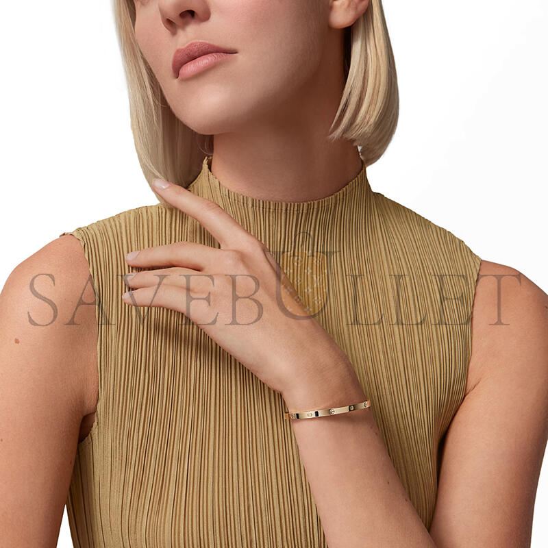 CARTIER LOVE BRACELET, SMALL MODEL B6079117 CARTIER LOVE BRACELET, SMALL MODEL B6079117