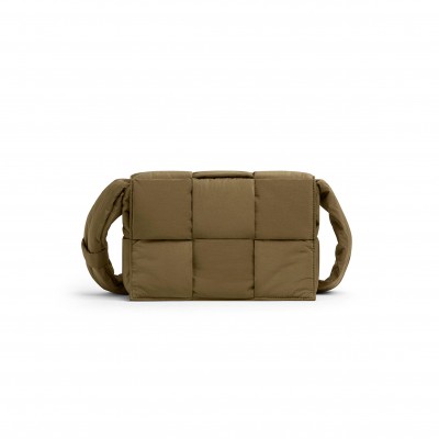 BOTTEGA VENETA SMALL PADDED TECH CASSETTE 755182VBO812877 (23*14*7.5cm)