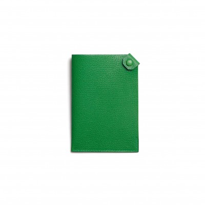 HERMÈS TARMAC PASSPORT HOLDER H078384CK1K (13.8*9.7*1cm) HERMÈS TARMAC PASSPORT HOLDER H078384CK1K (13.8*9.7*1cm)