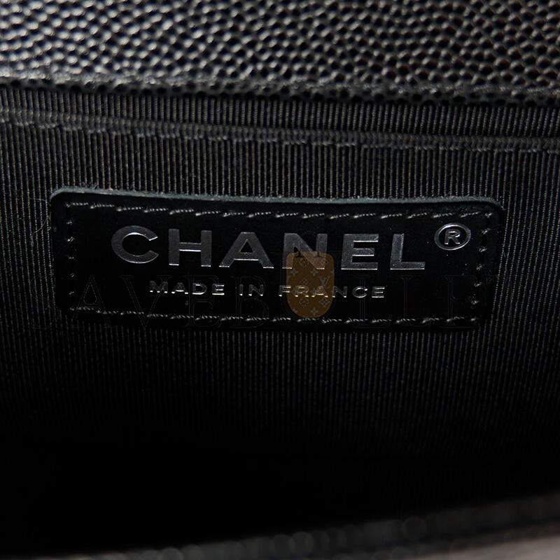 CHANEL MASTER CAVIAR QUILTED SMALL BOY FLAP A67085 (20*12*8cm)