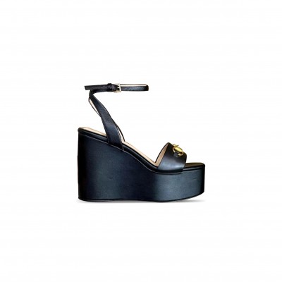 GUCCI PLATFORM SANDAL 813172