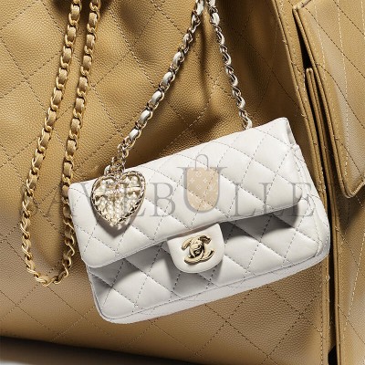 CHANEL CLASSIC MINI BAG WITH HOOK AP4760 (12*8*5cm) CHANEL CLASSIC MINI BAG WITH HOOK AP4760 (12*8*5cm)