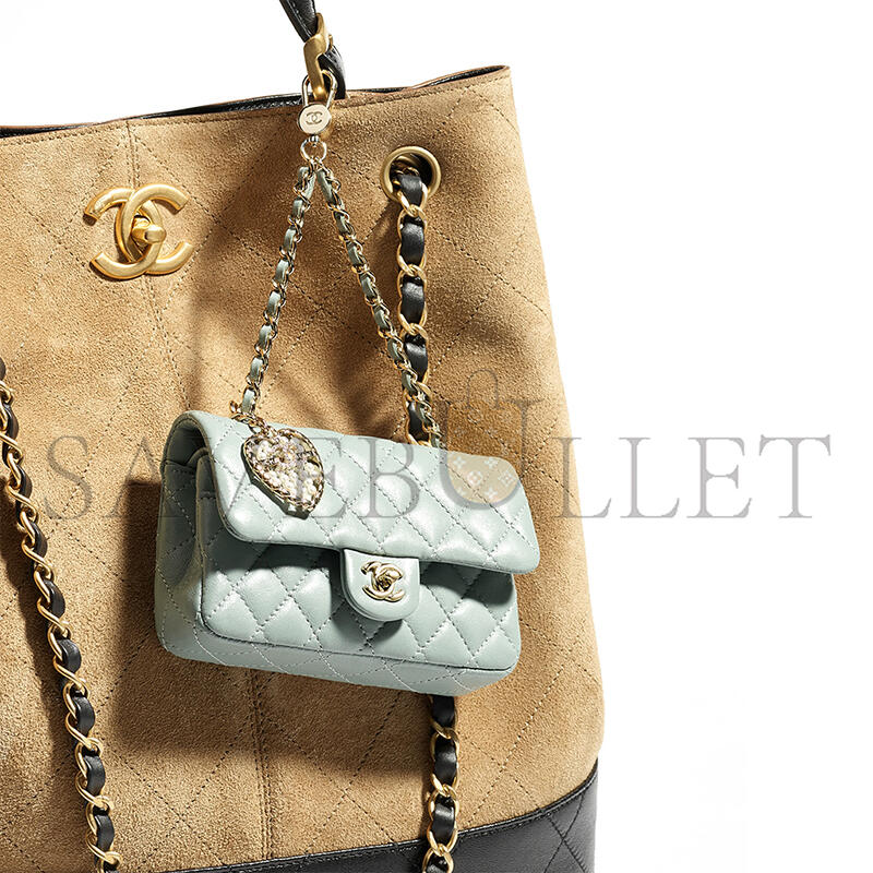 CHANEL CLASSIC MINI BAG WITH HOOK AP4760 (12*8*5cm) CHANEL CLASSIC MINI BAG WITH HOOK AP4760 (12*8*5cm)
