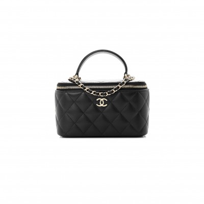 CHANEL LAMBSKIN QUILTED SMALL VANITY CASE WITH CHAIN BLACK (17*9*8cm) 