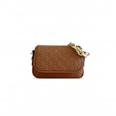 GUCCI GG EMBLEM SMALL SHOULDER BAG ‎847448 (20.5*13*7cm)