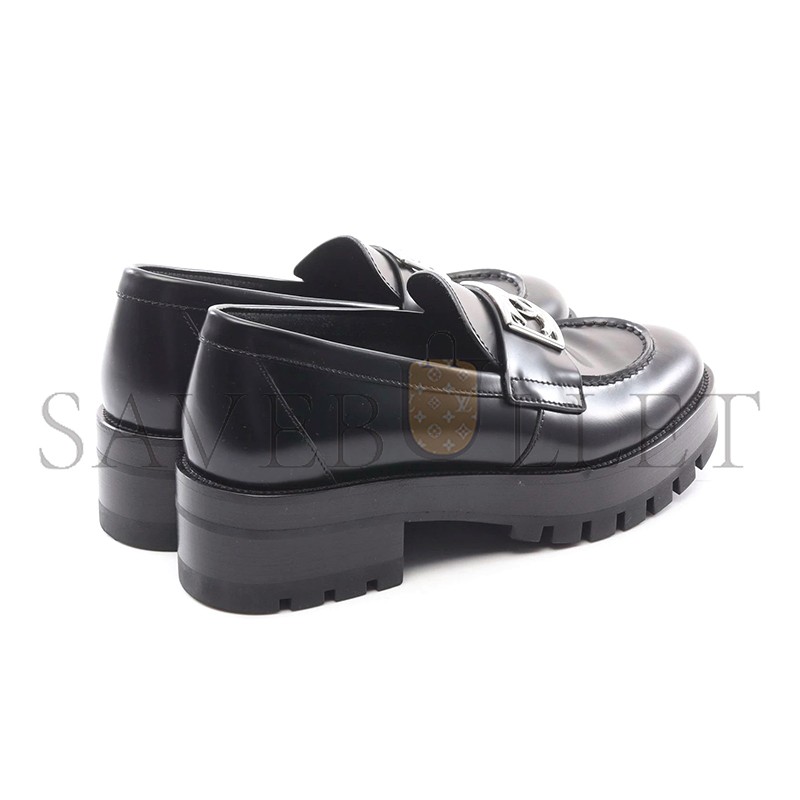 CHANEL CC LEATHER LOAFERS ‎G45156
