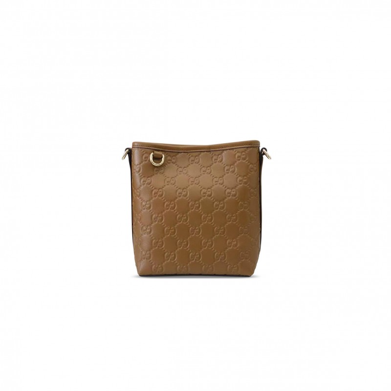 GUCCI GG EMBLEM NANO BUCKET BAG ‎‎847090 (18*15*8cm)
