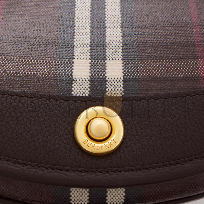 BURBERRY HIGHLANDS CROSSBODY BAG 81146431 (24.5*18*8cm) BURBERRY HIGHLANDS CROSSBODY BAG 81146431 (24.5*18*8cm)